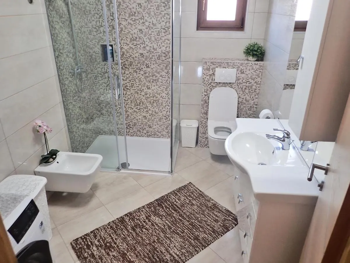 Apartment Apartman Dane Rovanjska Croatia